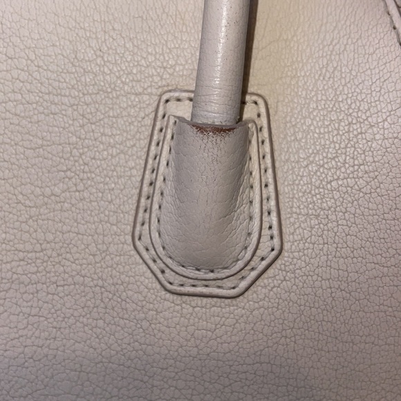 Givenchy Antigona Mini - Picture 8 of 16